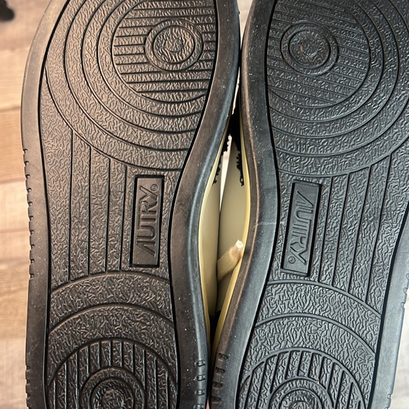 Autry Medalist Low Sneaker - Picture 6 of 7